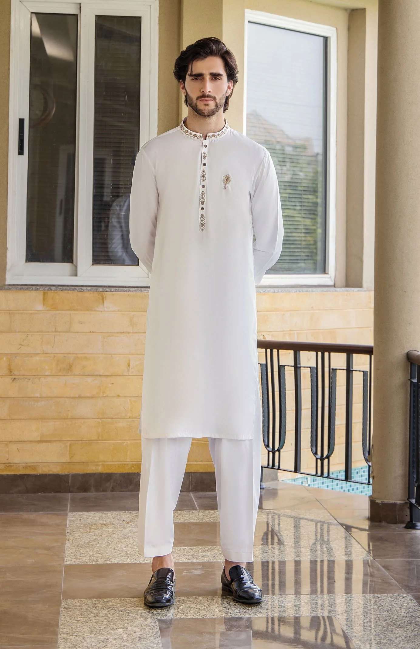 Embroidered off-white men's kurta shalwar Embroidered off-white men's kurta shalwar