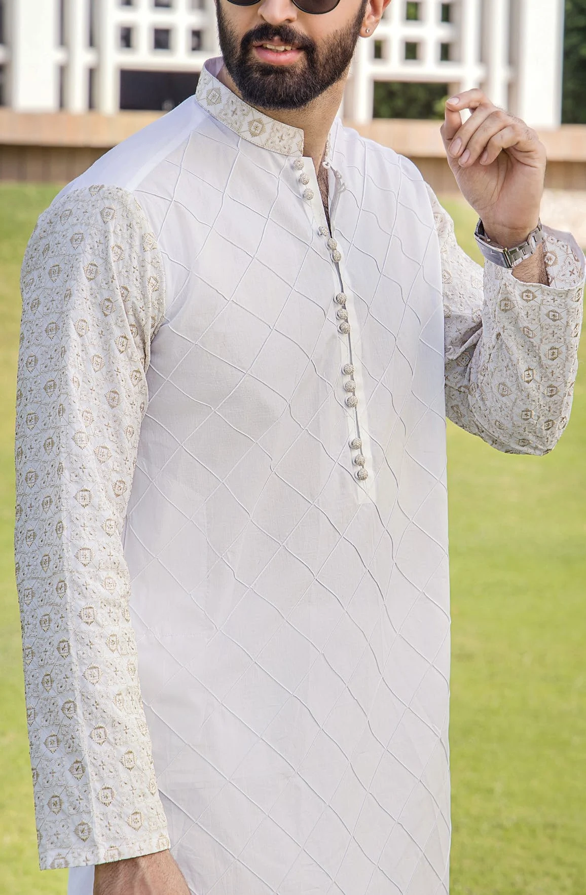 Embroidered off-white men's kurta shalwar Embroidered off-white men's kurta shalwar