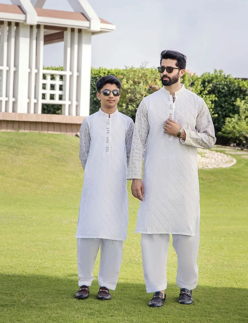 Embroidered off-white men's kurta shalwar Embroidered off-white men's kurta shalwar