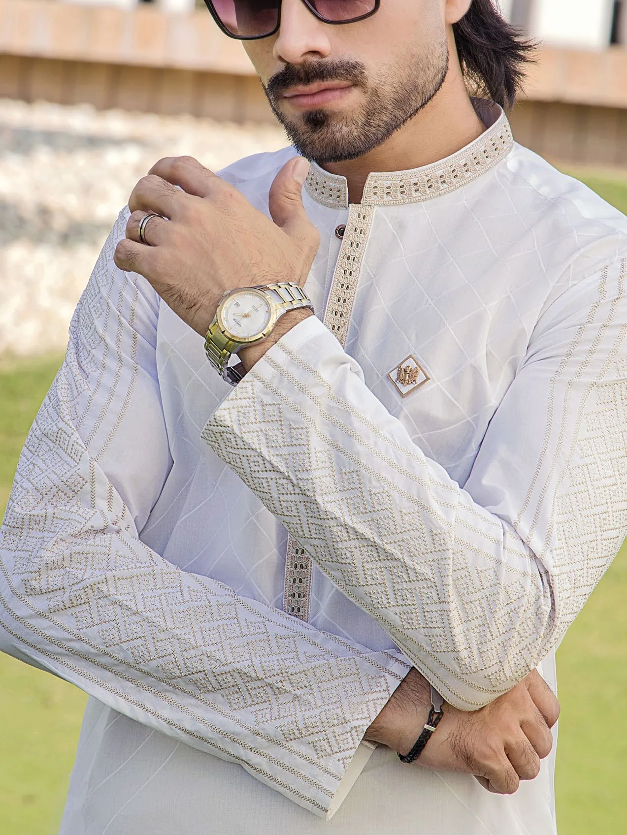 Embroidered off-white men's kurta shalwar Embroidered off-white men's kurta shalwar