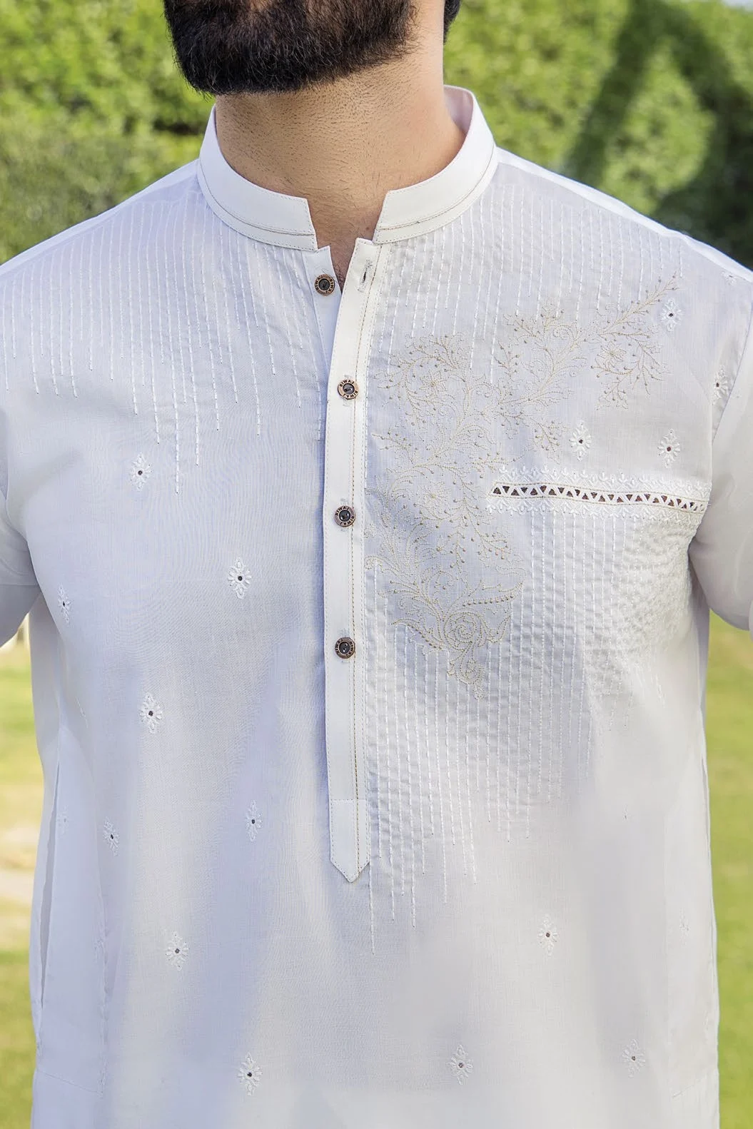 Embroidered off-white men's kurta shalwar Embroidered off-white men's kurta shalwar