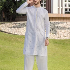 Embroidered off-white men's kurta shalwar