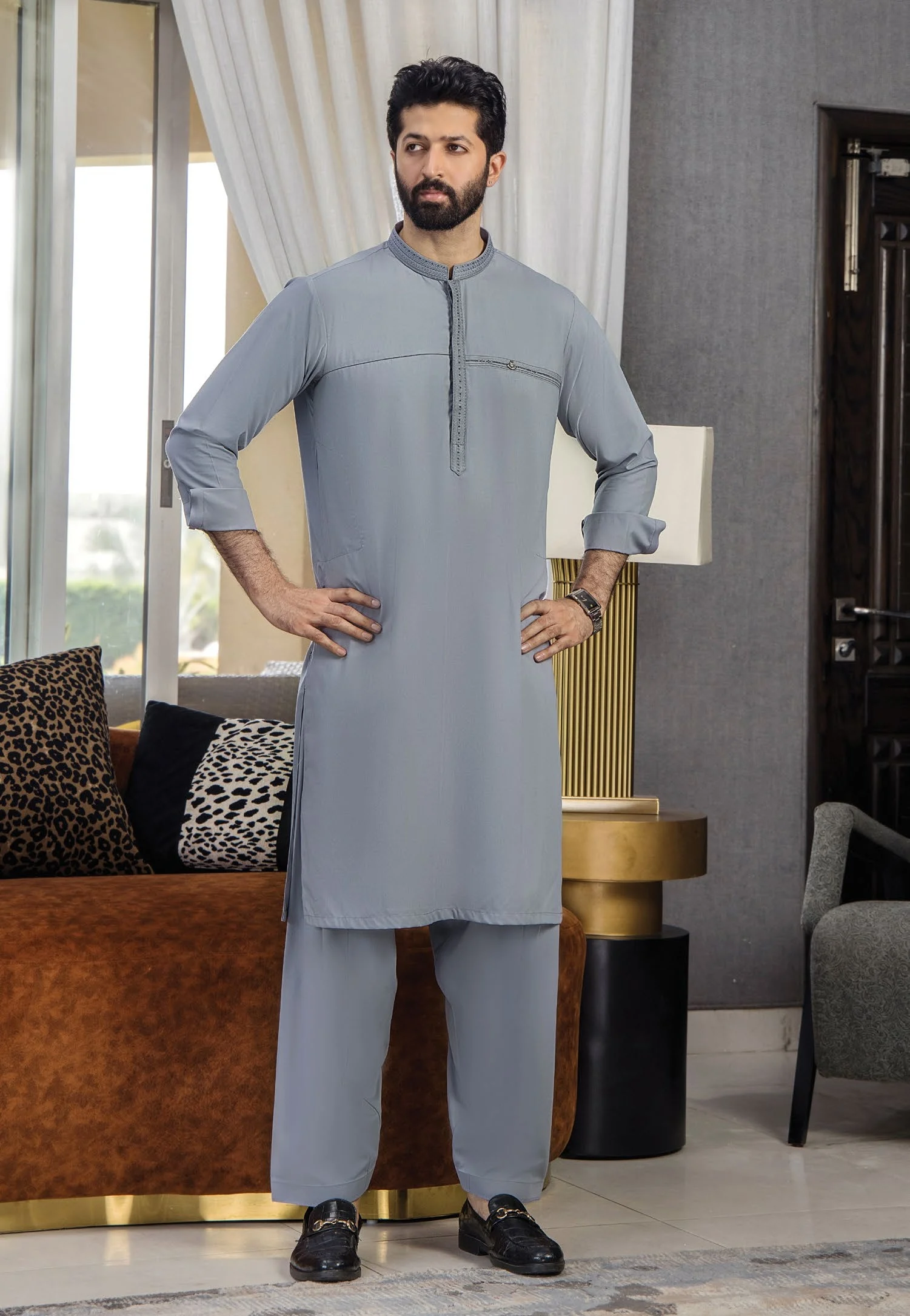 Premium embroidered men's kurta shalwar Premium embroidered men's kurta shalwar